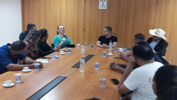 Reunião do Consórcio  de Imprensa de Águas Lindas com o Prefeito municipal Lucas Antonietti