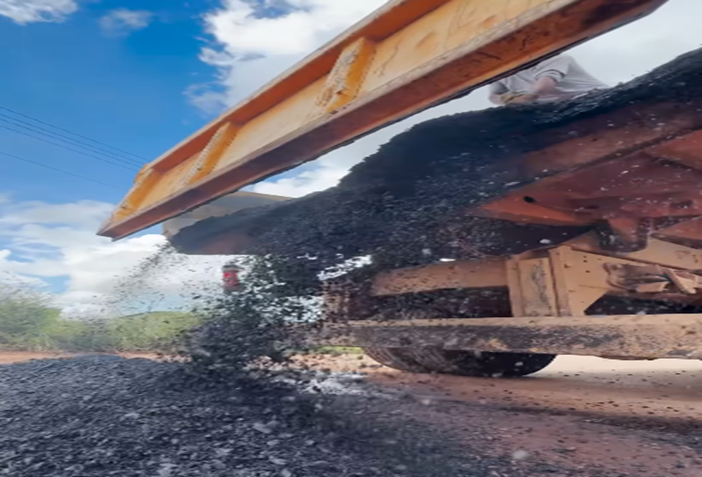 Águas Lindas de Goiás fortalece infraestrutura com novas máquinas pesadas